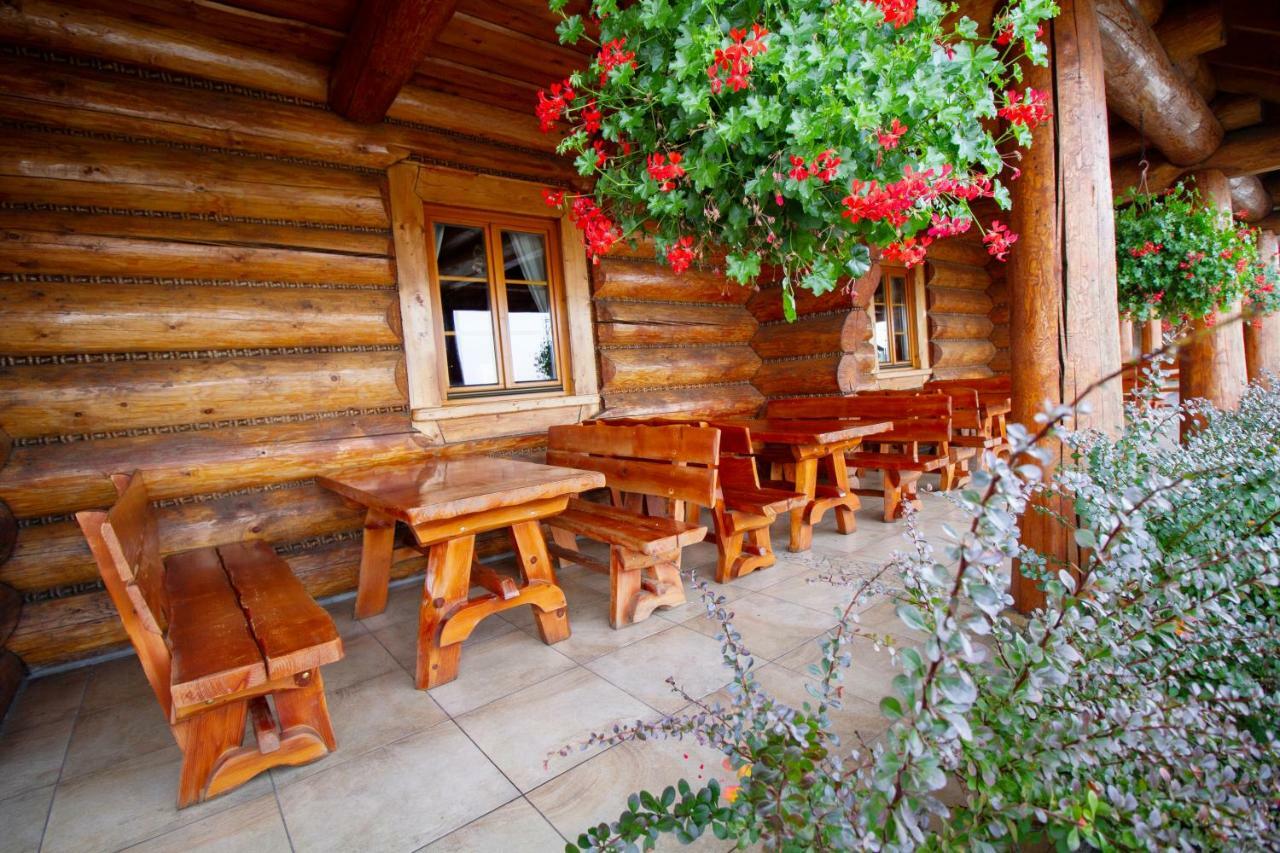 Hotel Stary Mlyn Koziegłowy Exteriör bild