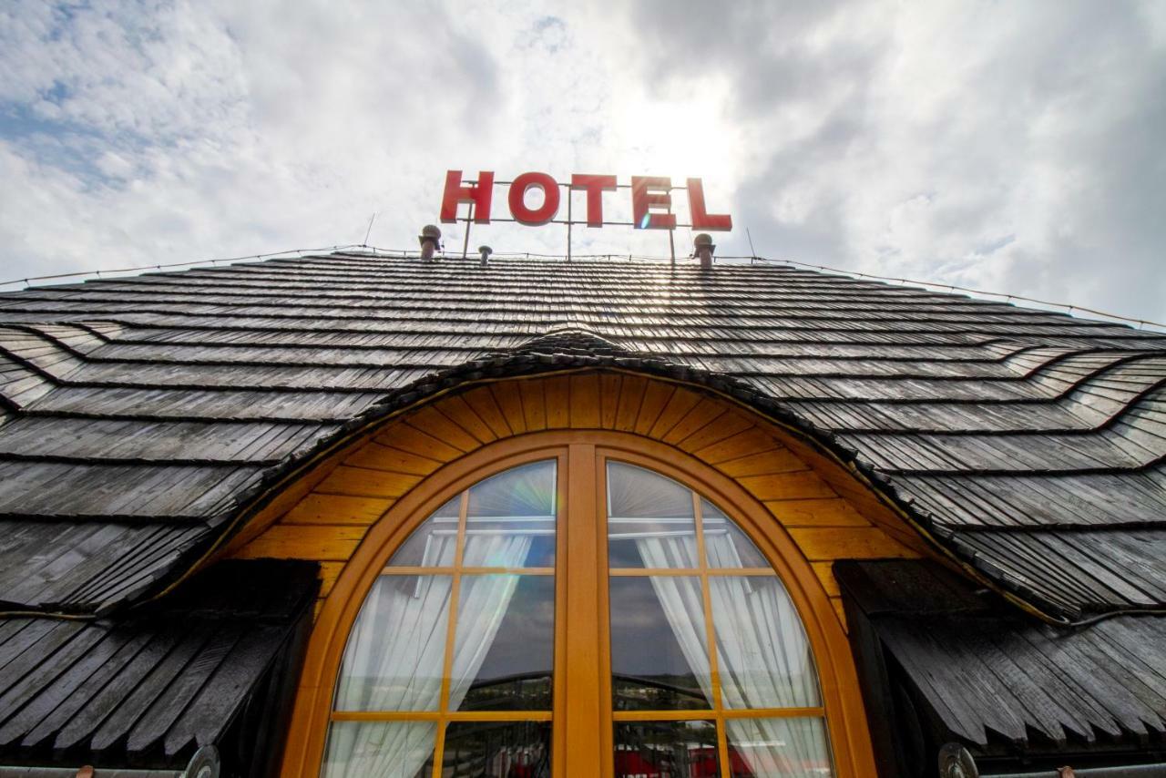Hotel Stary Mlyn Koziegłowy Exteriör bild
